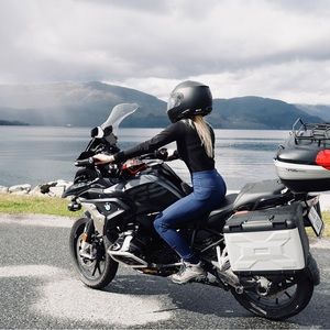 Meet your Posher, Hannah v